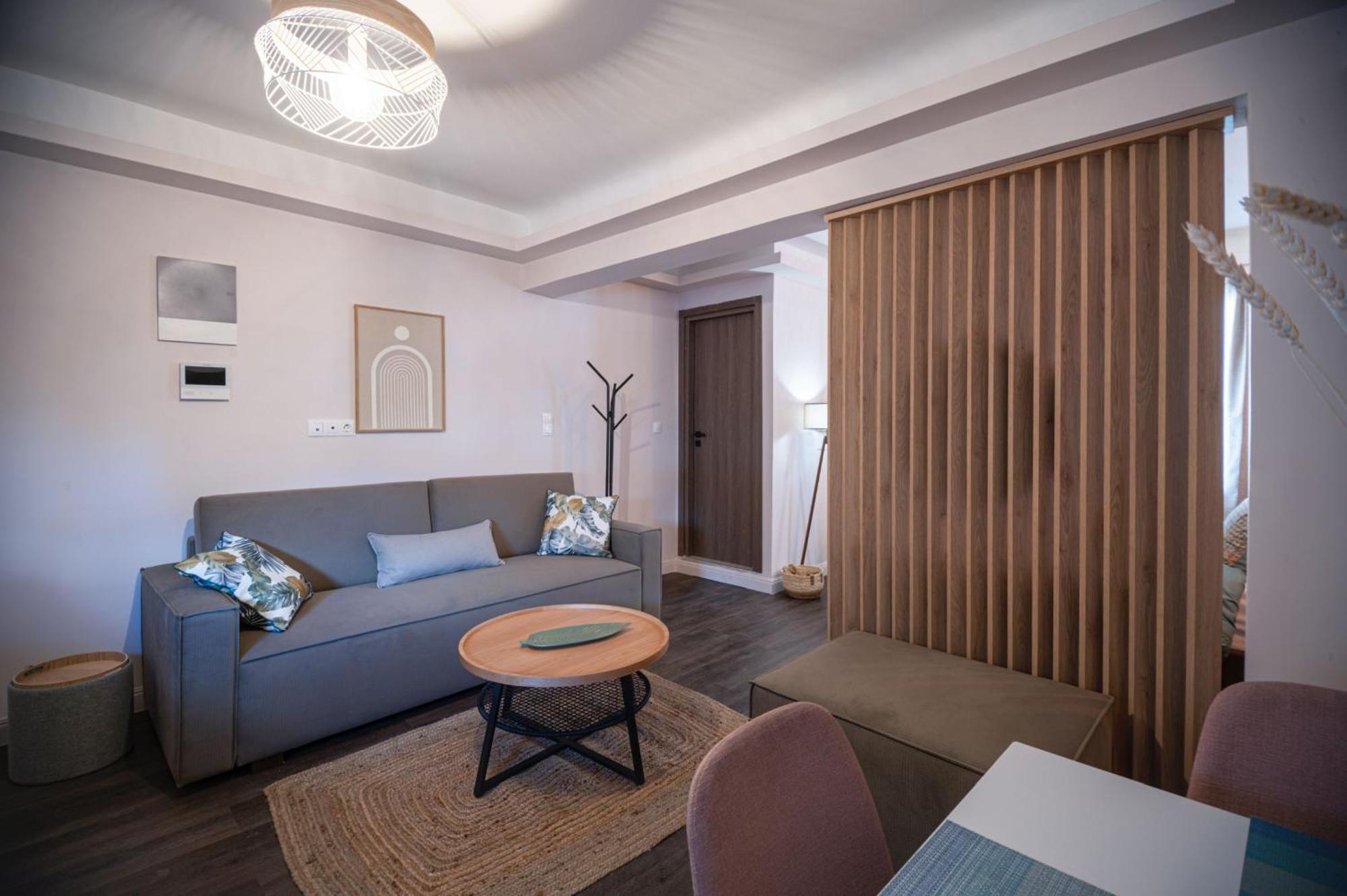 Niki Athens Suites - Urban Apartment In Athens Center Exterior photo